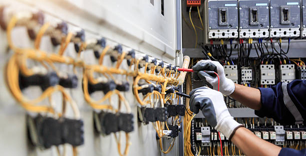 Professional Electrician technician working in Fremont, OH